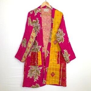She’s 1 Oak She’s one of a kind multicolored open closure reversible kimono